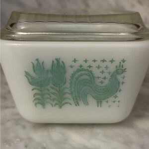 Vintage Pyrex Fridgie Turquoise Butterprint.